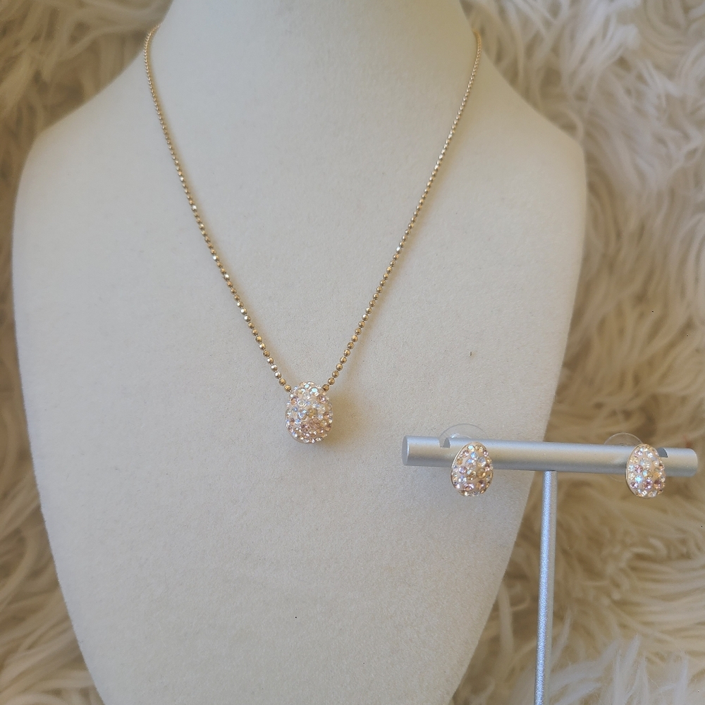 Beautiful Swarovski Earrings and Necklace Set- Excellent Condition
